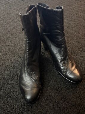 Women's Black Leather Ankle Booties with Unique Zip-Around Detail